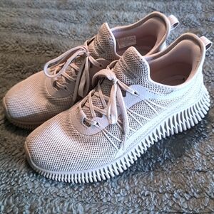 Sketchers Bobs Pink Athletic Sneakers (Size 7)